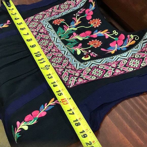 Floreat Embroidered Shirt Top - Picture 9 of 10